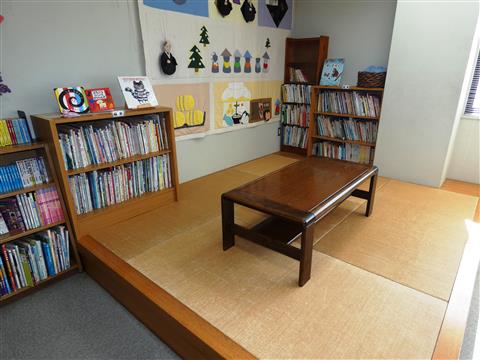 杉谷公民館図書室 絵本コーナー