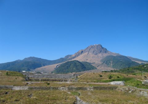 平成新山