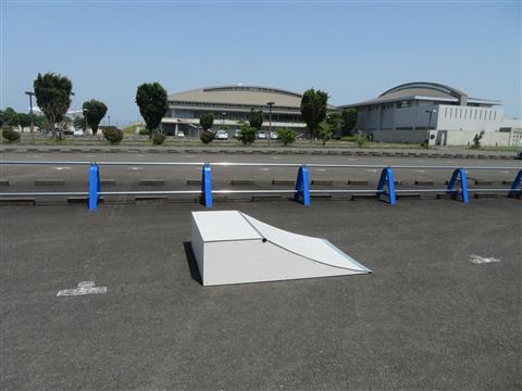 スケートボードランプ(1)