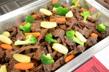 イノシシ肉の赤ワイン煮 イノシシ肉の赤ワイン煮