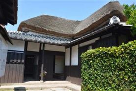 History and Atmosphere History and Atmosphere