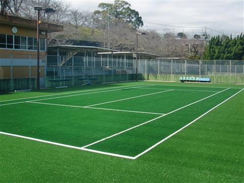 島原市営総合運動公園庭球場(砂入り前の様子)